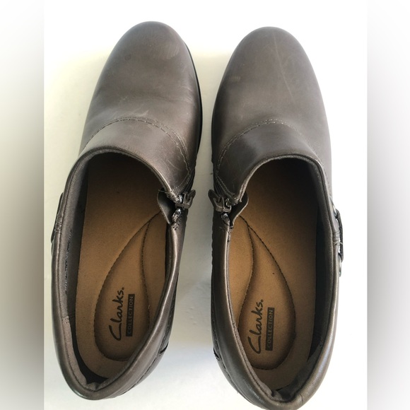 Clarks Shoes - Picture 5 of 9